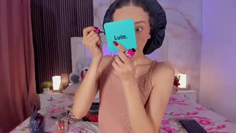 Snapshot of pinky_peach_ chatting on June 2026 07:02:02 PM Peachy online show from June 2026 07:02:02 PM