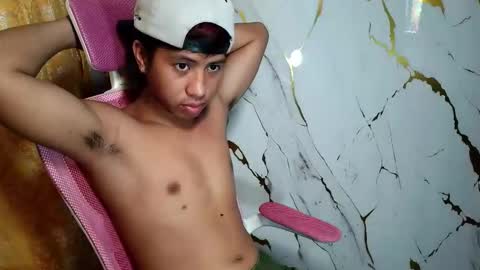 Snapshot of pinoy_fuckboyxxx chatting on June 2026 05:41:01 AM pinoy_fuckboyxxx online show from June 2026 05:41:01 AM