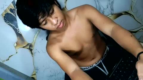 Snapshot of pinoy_fuckboyxxx chatting on June 2026 07:29:02 AM pinoy_fuckboyxxx online show from June 2026 07:29:02 AM