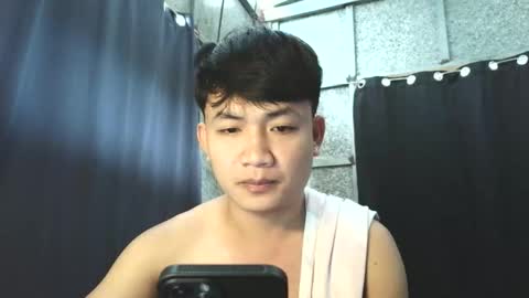 alex online show from October 2025 05:52:01 AM