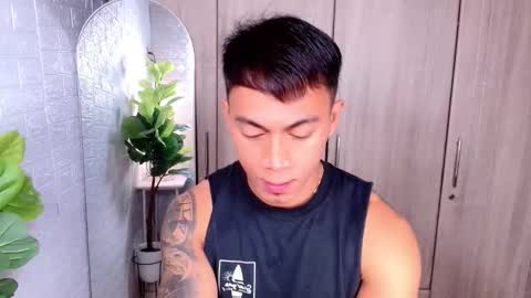 Snapshot of pinoymilker chatting on October 2025 02:06:02 AM ethan online show from October 2025 02:06:02 AM