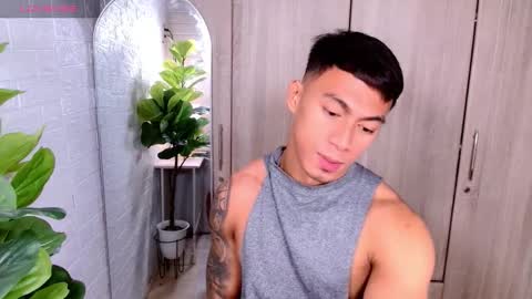 Snapshot of pinoymilker chatting on November 2025 04:34:01 AM ethan online show from November 2025 04:34:01 AM