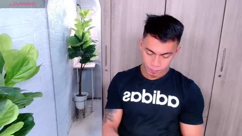 Snapshot of pinoymilker chatting on December 2025 06:41:01 AM ethan online show from December 2025 06:41:01 AM