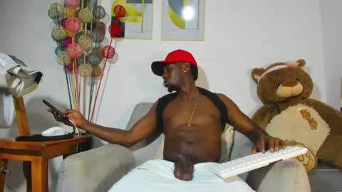 P I P E - M O NS T E R C O C K online show from April 2026 09:39:33 PM