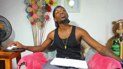 P I P E - M O NS T E R C O C K online show from April 2026 07:58:01 PM