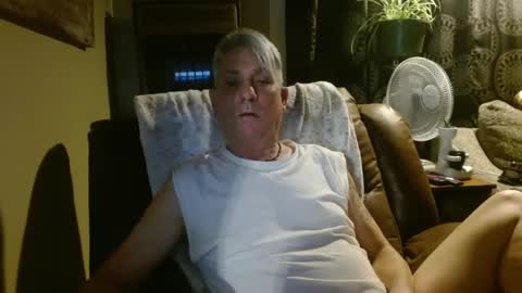 Snapshot of pirate334 chatting on February 2025 02:07:01 AM pirate334 online show from February 2025 02:07:01 AM