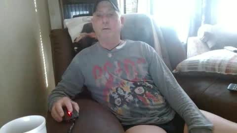 Snapshot of pirate334 chatting on February 2026 10:13:01 PM pirate334 online show from February 2026 10:13:01 PM