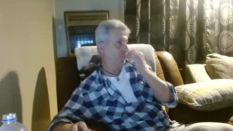 Snapshot of pirate334 chatting on February 2026 04:27:01 AM pirate334 online show from February 2026 04:27:01 AM