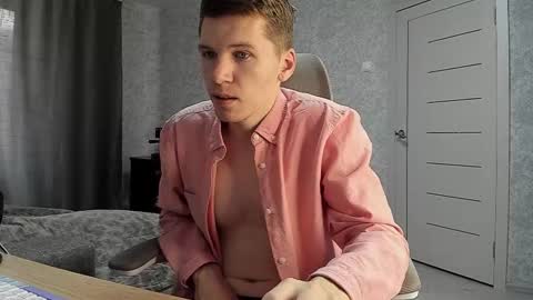 Snapshot of pirremeow chatting on March 2026 06:36:01 AM Pierre online show from March 2026 06:36:01 AM