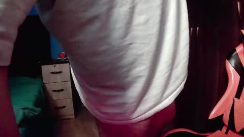 Snapshot of pisceslost chatting on November 2025 12:30:01 AM pisceslost online show from November 2025 12:30:01 AM