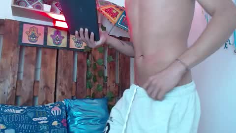 Snapshot of piter_vanegas chatting on November 2025 04:44:02 AM piter_vanegas online show from November 2025 04:44:02 AM