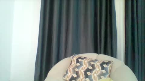 Majesty online show from November 2025 03:17:02 AM