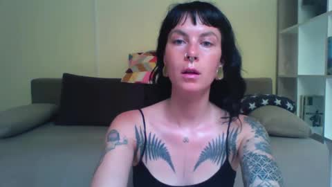 pixiecatfairy online show from October 2025 10:45:01 AM