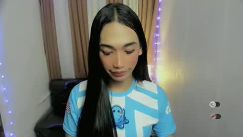 pixiedoll_ online show from January 2026 08:58:02 PM