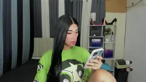 pixiedoll_ online show from May 2026 07:26:02 AM