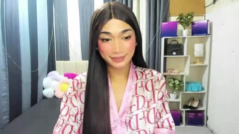 Snapshot of pixiedoll_ chatting on July 2026 05:27:02 PM pixiedoll_ online show from July 2026 05:27:02 PM