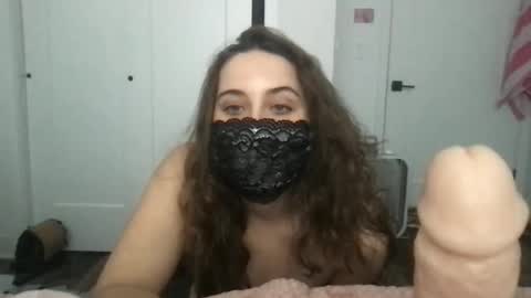 Snapshot of pixiemodelinc chatting on December 2024 06:05:01 PM pixiemodelinc online show from December 2024 06:05:01 PM