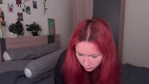 Snapshot of pixieyes0n chatting on February 2026 02:07:02 AM Daryl online show from February 2026 02:07:02 AM