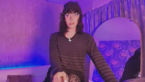 cris online show from March 2026 04:05:01 AM