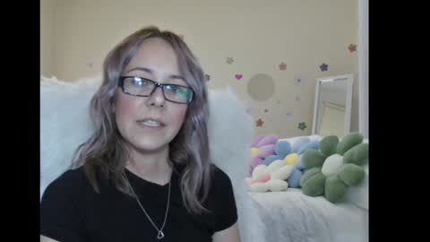 Lynn online show from January 2025 11:56:02 AM