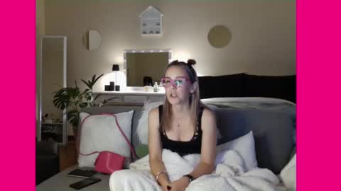 Lynn online show from February 2025 05:15:02 PM