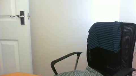 Snapshot of platino3026 chatting on September 2025 08:14:02 AM platino3026 online show from September 2025 08:14:02 AM