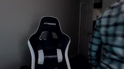 Snapshot of player2pawns chatting on November 2025 05:52:01 AM Player online show from November 2025 05:52:01 AM