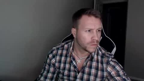 Player online show from December 2025 05:45:02 AM