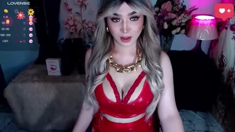 Snapshot of playful_angel1598 chatting on May 2026 08:06:02 PM ARA online show from May 2026 08:06:02 PM