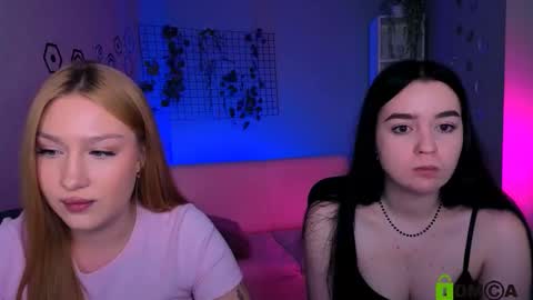 Sophie online show from March 2026 08:45:02 PM