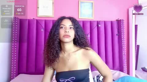 Snapshot of playfuljust_18 chatting on December 2025 12:36:02 PM SAMARA online show from December 2025 12:36:02 PM