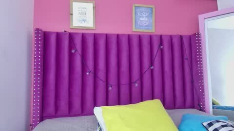 Snapshot of playfuljust_18 chatting on December 2025 12:42:02 PM SAMARA online show from December 2025 12:42:02 PM