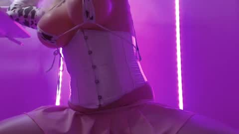 MaidArianna online show from July 2026 09:03:01 PM