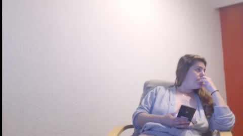 PlayfulSamira online show from April 2026 06:01:01 PM