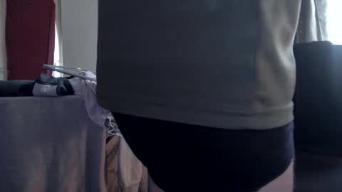 Snapshot of plboy23 chatting on October 2025 08:44:01 AM Hello ask me . Im glad to see you here in my room. Welcome PVT is open online show from October 2025 08:44:01 AM