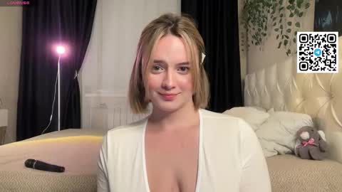 Snapshot of pleasant_fun chatting on September 2025 06:46:02 PM Pleasant My links are just below online show from September 2025 06:46:02 PM