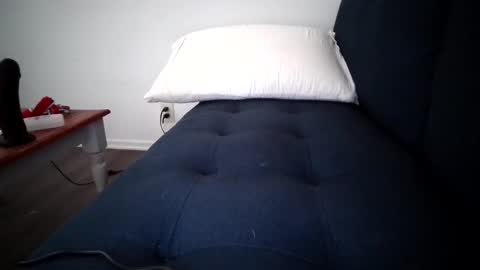 Julie online show from February 2025 06:04:01 PM