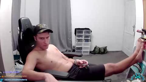 Snapshot of plkrisztian chatting on November 2025 05:24:01 PM plkrisztian online show from November 2025 05:24:01 PM