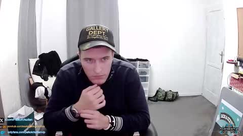 Snapshot of plkrisztian chatting on November 2025 09:05:02 PM plkrisztian online show from November 2025 09:05:02 PM