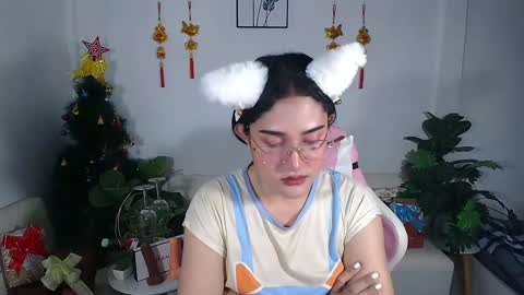 Ploysai online show from January 2025 08:11:02 AM