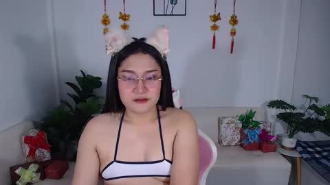 Ploysai online show from February 2025 02:53:01 AM