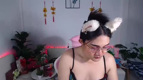 Ploysai online show from March 2025 02:57:02 AM