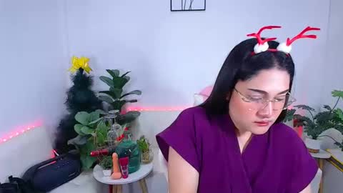 Ploysai online show from November 2025 03:43:02 AM