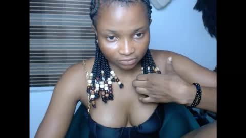 plumnjuicyx online show from October 2025 07:59:01 PM