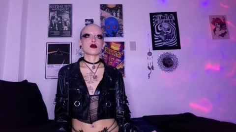    online show from October 2025 12:22:01 AM