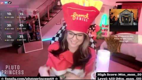 Pluto Princess online show from October 2025 04:00:01 AM