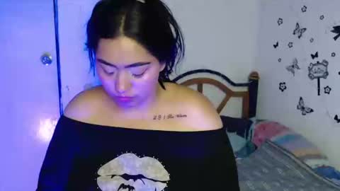 Lily online show from March 2025 04:21:01 AM