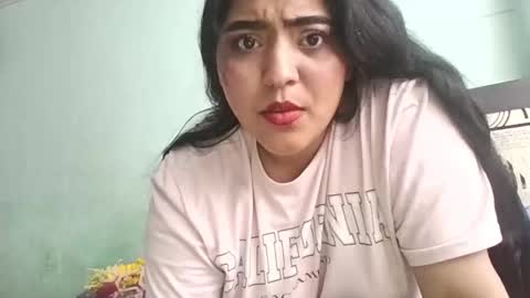 Lily online show from March 2025 06:52:01 PM