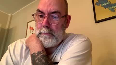 poeticdaddy online show from October 2025 11:35:01 AM