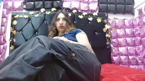 Aleja online show from October 2025 12:01:02 PM